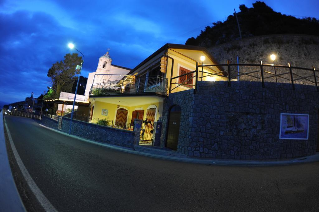 La Mela Blu Bed and Breakfast Furore Exteriör bild
