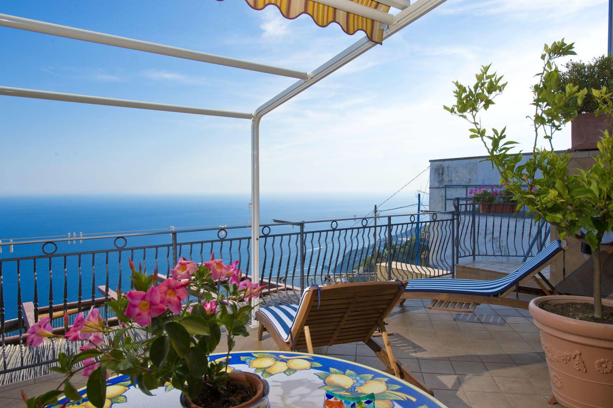La Mela Blu Bed and Breakfast Furore Exteriör bild